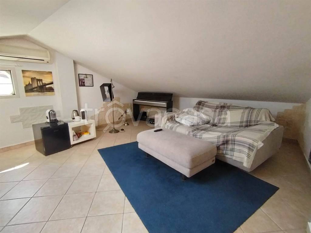 appartamento in vendita a Mondolfo in zona Marotta