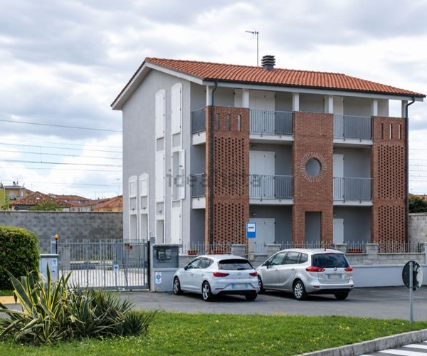 appartamento in vendita a Mondolfo in zona Marotta