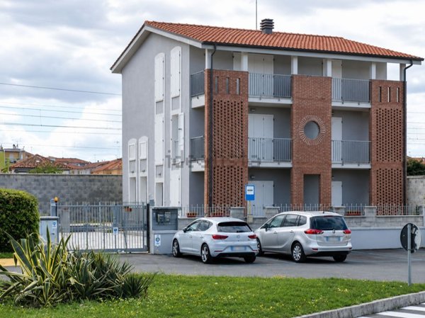 appartamento in vendita a Mondolfo in zona Marotta