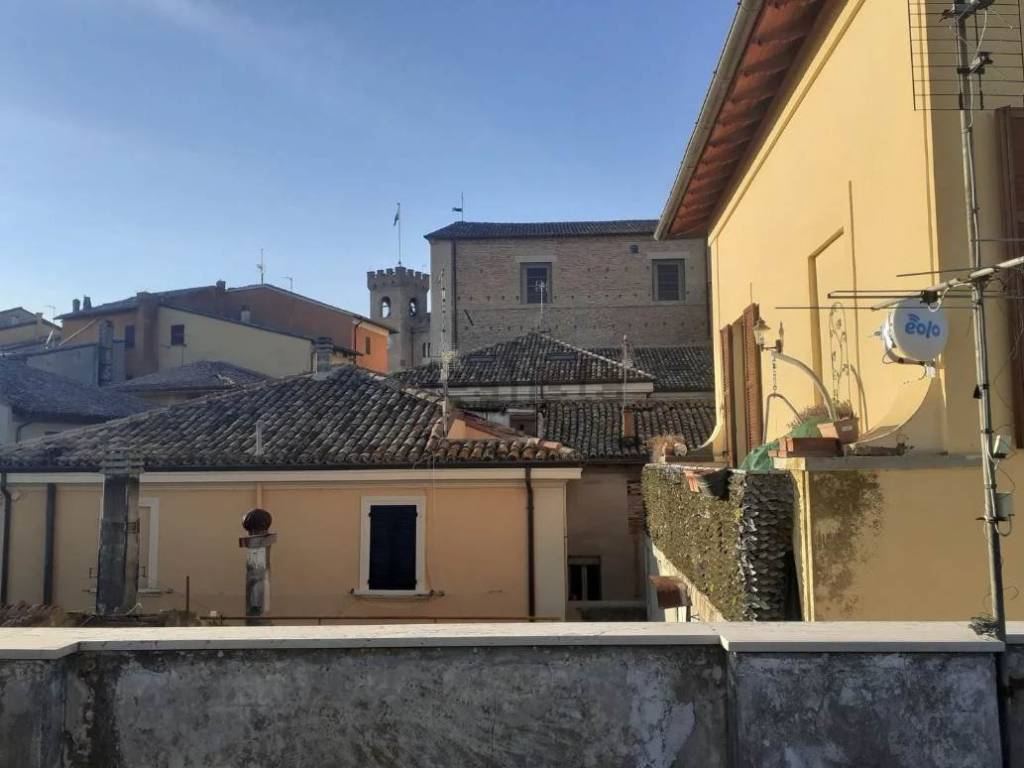 casa indipendente in vendita a Mondolfo