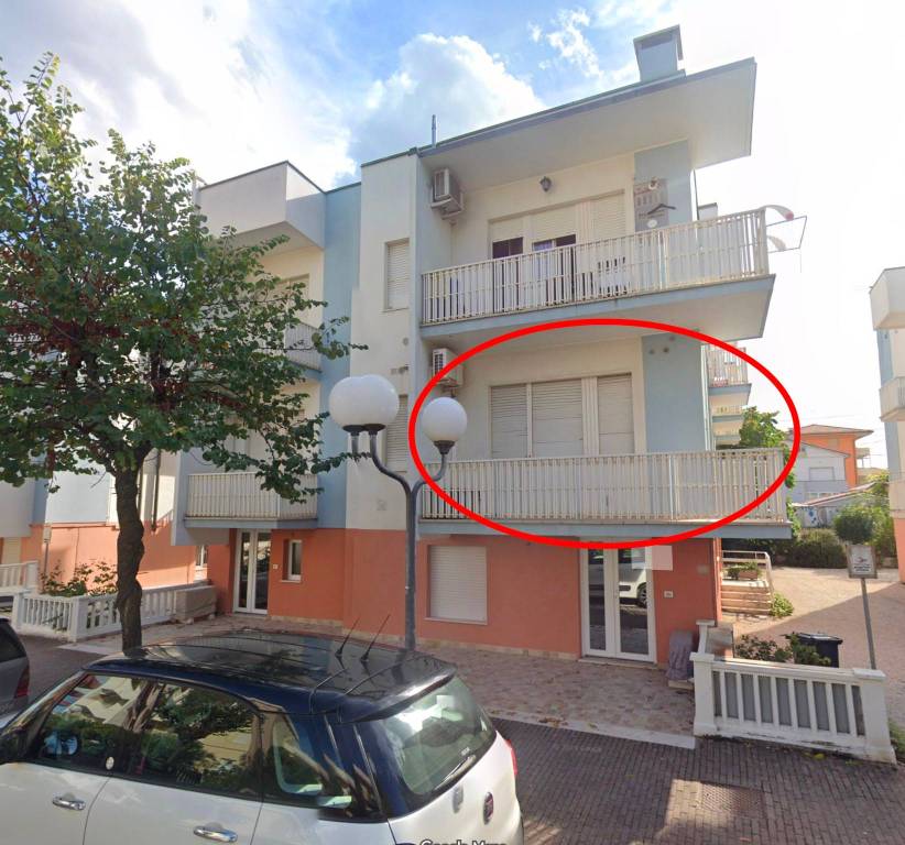 appartamento in vendita a Mondolfo in zona Marotta