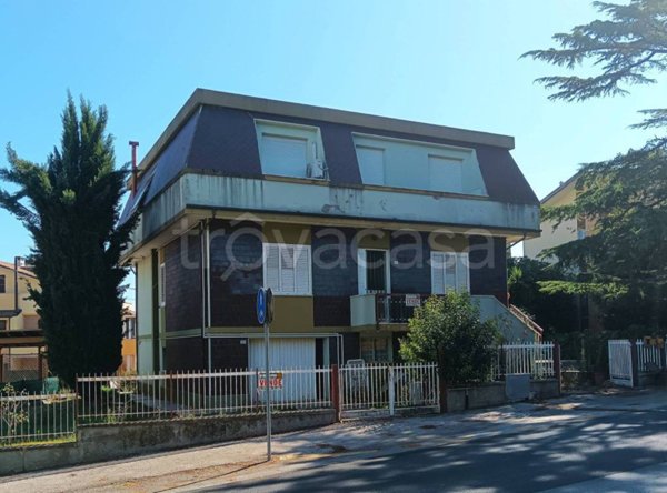 appartamento in vendita a Mondolfo in zona Marotta
