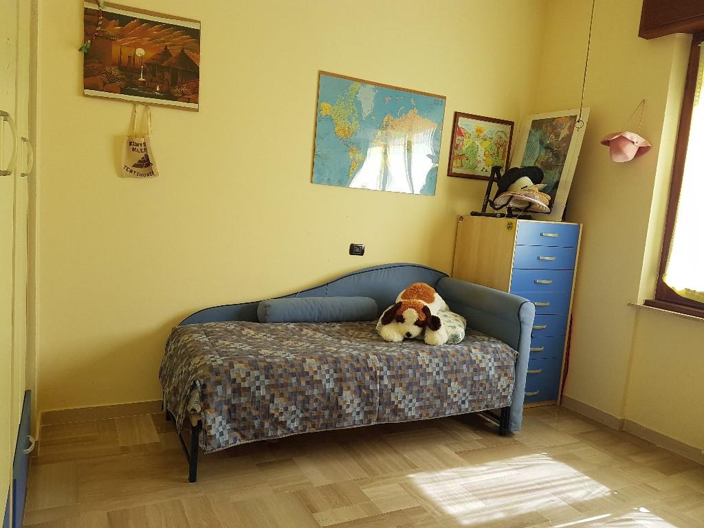 casa indipendente in vendita a Mondolfo in zona Marotta