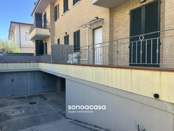 casa indipendente in vendita a Mondolfo in zona Marotta