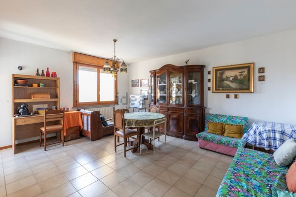 appartamento in vendita a Mondolfo in zona Marotta