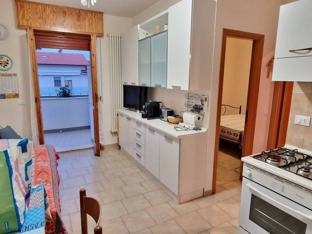 appartamento in vendita a Mondolfo in zona Marotta
