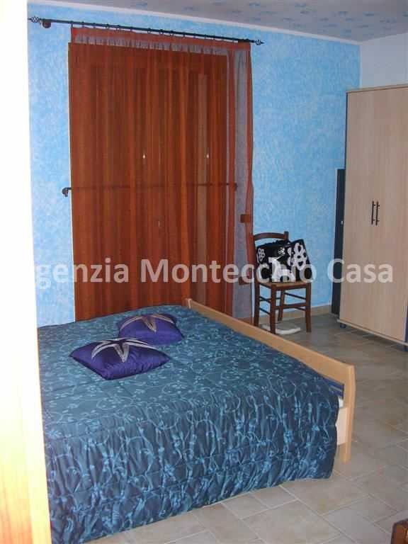 casa semindipendente in vendita a Montecalvo in Foglia
