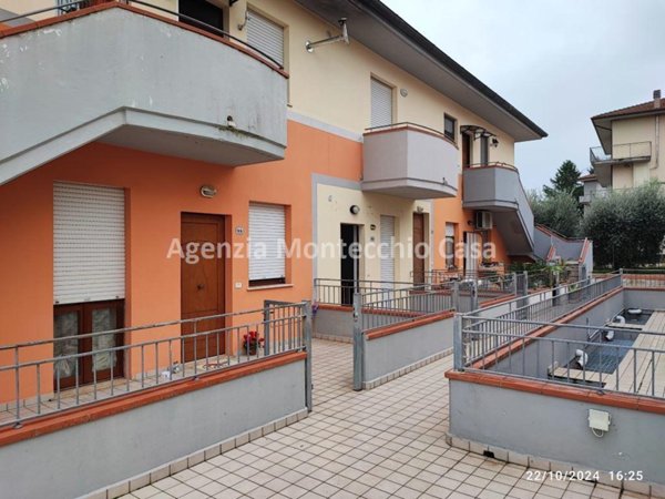 appartamento in vendita a Montecalvo in Foglia