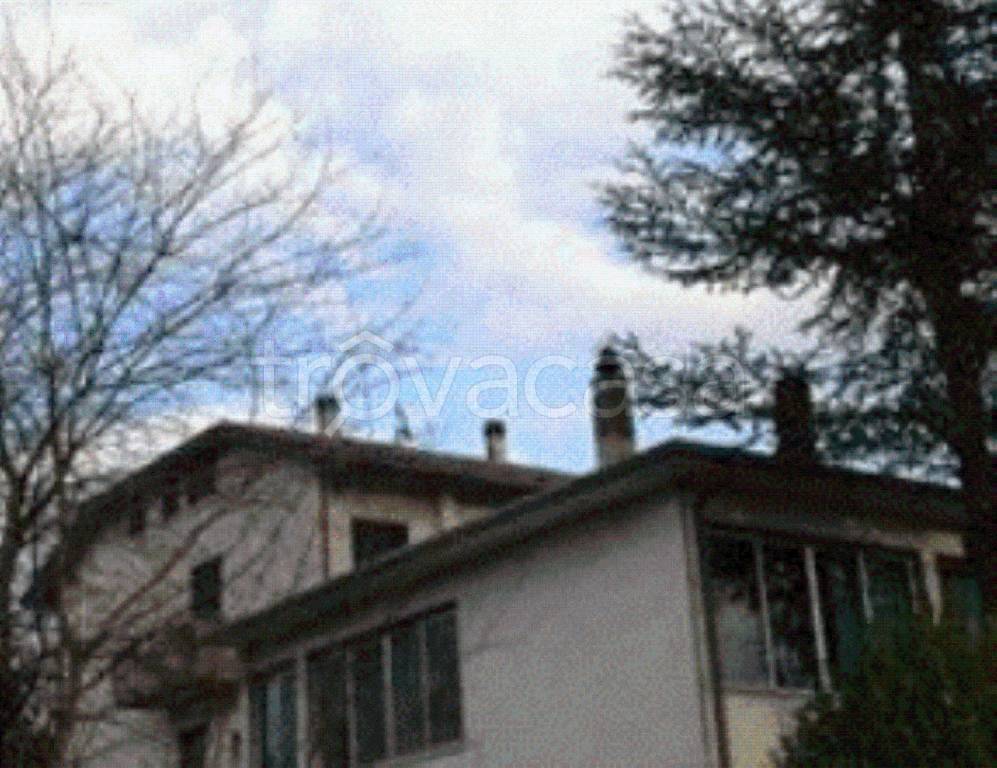 appartamento in vendita a Montecalvo in Foglia