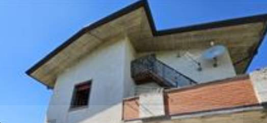 casa indipendente in vendita a Montecalvo in Foglia
