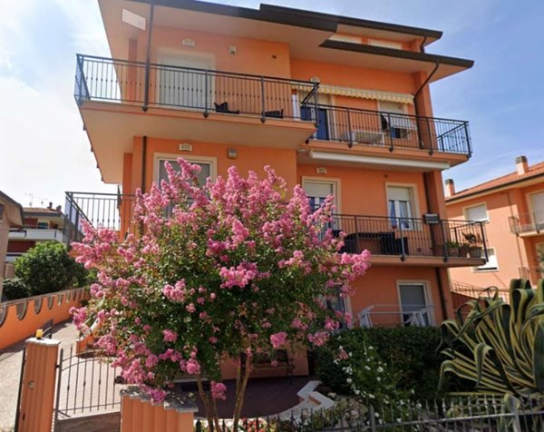 appartamento in vendita a Montecalvo in Foglia in zona Borgo Massano