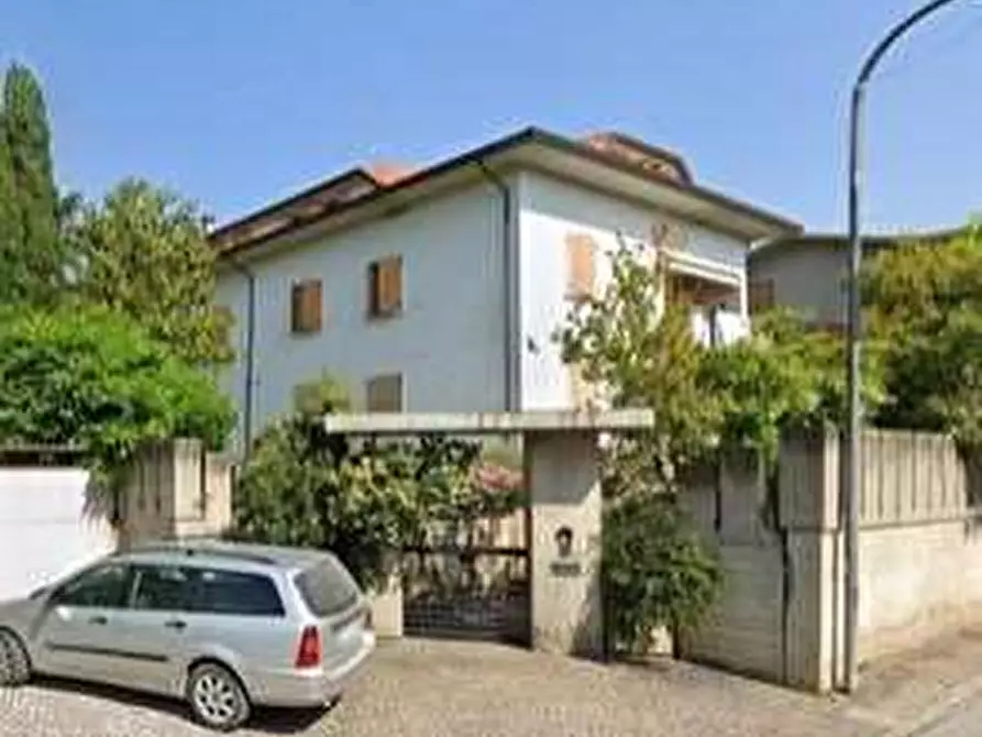appartamento in vendita a Montecalvo in Foglia in zona Borgo Massano
