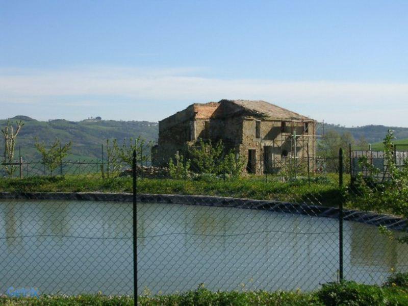 appartamento in vendita a Montecalvo in Foglia in zona Borgo Massano