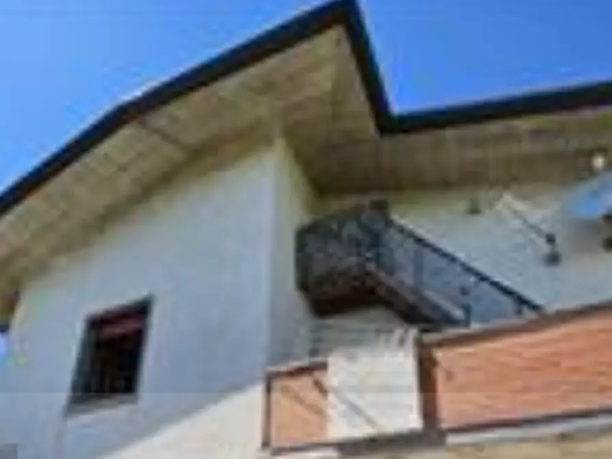 casa indipendente in vendita a Montecalvo in Foglia
