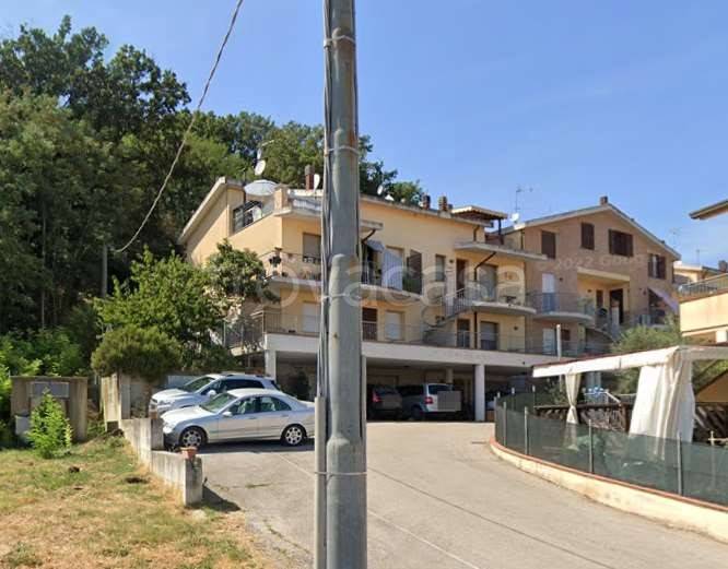appartamento in vendita a Montecalvo in Foglia in zona Borgo Massano