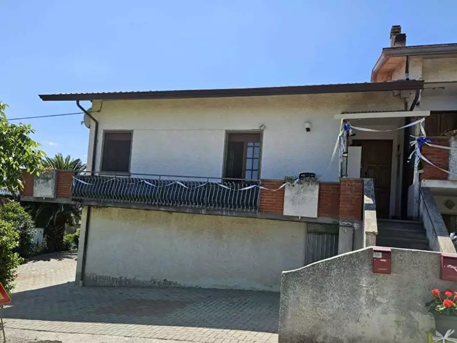 casa indipendente in vendita a Montecalvo in Foglia