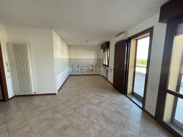 appartamento in vendita a Montecalvo in Foglia