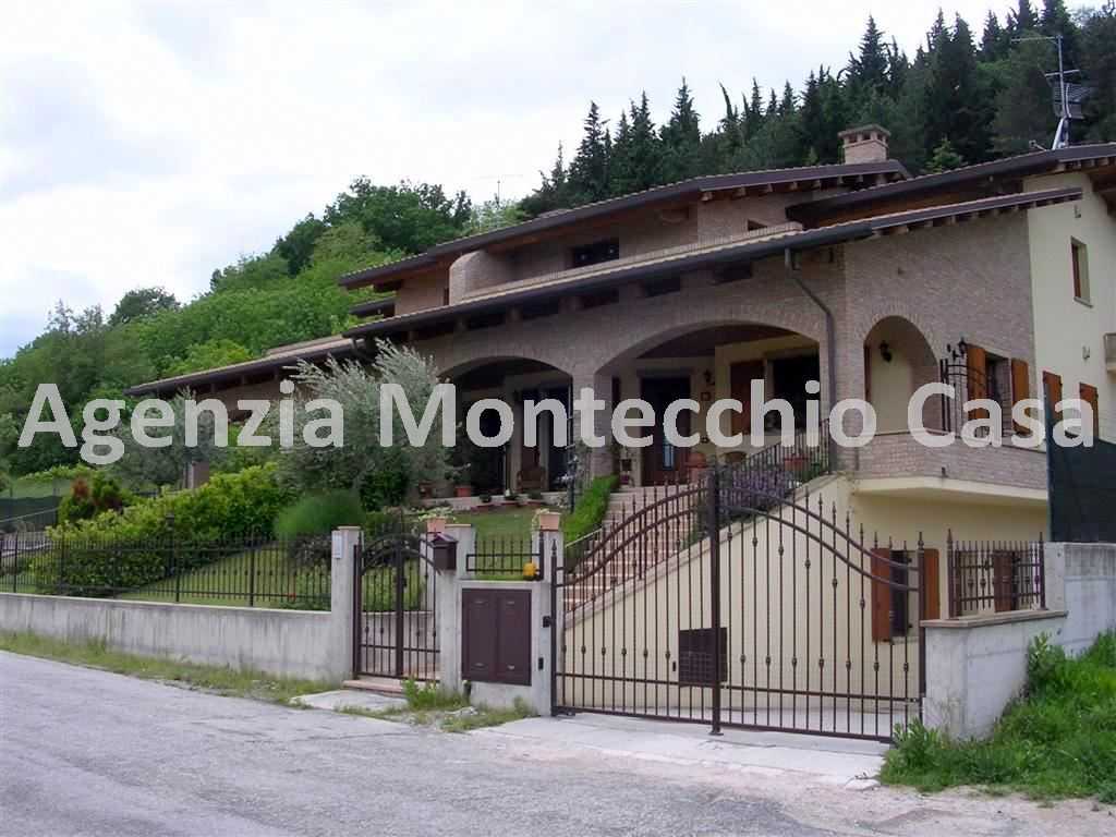 casa indipendente in vendita a Montecalvo in Foglia