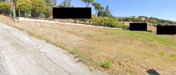 terreno edificabile in vendita a Montecalvo in Foglia in zona Borgo Massano