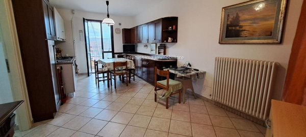 appartamento in vendita a Montecalvo in Foglia in zona Borgo Massano