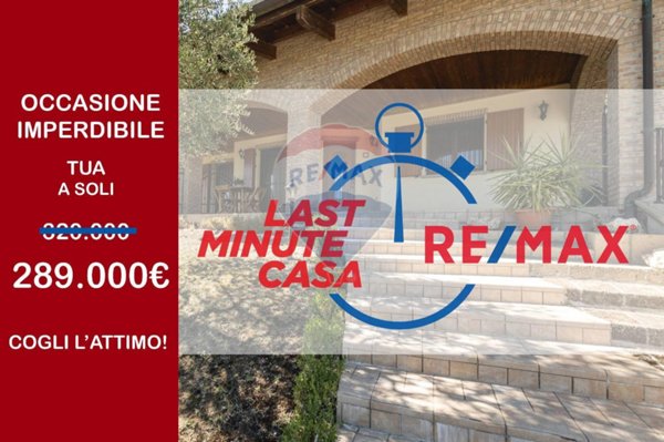 casa indipendente in vendita a Montecalvo in Foglia in zona Borgo Massano