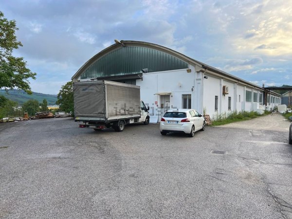terreno edificabile in vendita a Montecalvo in Foglia