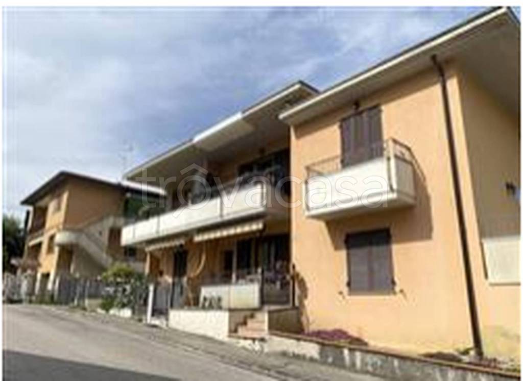 appartamento in vendita a Montecalvo in Foglia in zona Ca' Gallo