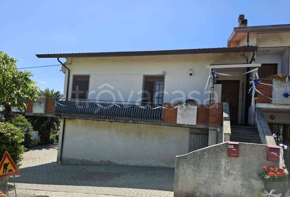casa indipendente in vendita a Montecalvo in Foglia