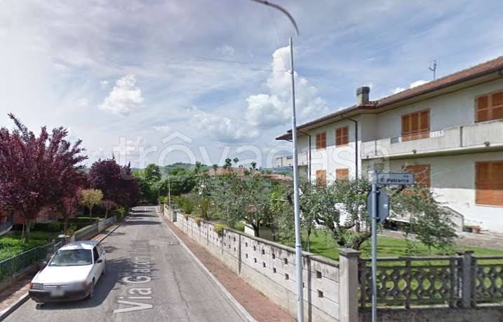 appartamento in vendita a Montecalvo in Foglia