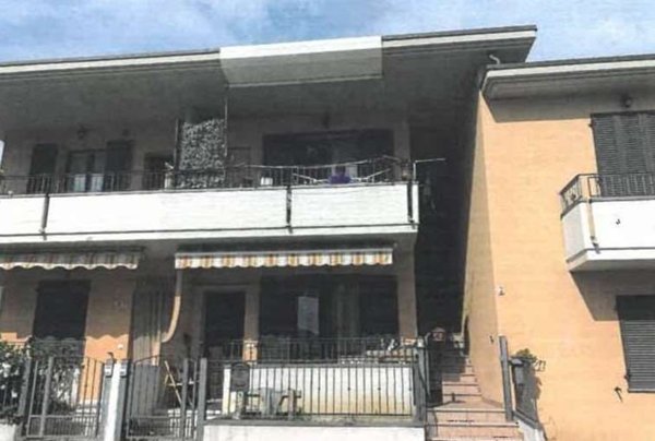 appartamento in vendita a Montecalvo in Foglia in zona Ca' Gallo