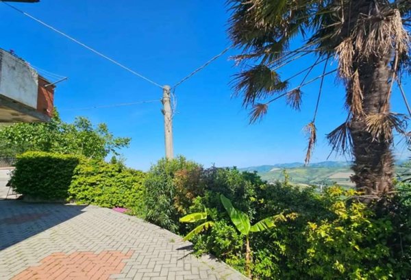 casa indipendente in vendita a Montecalvo in Foglia