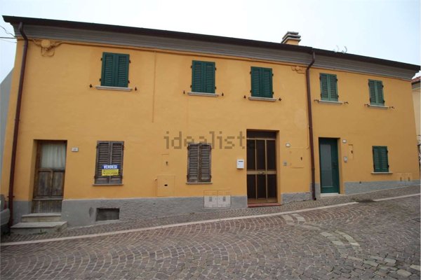 appartamento in vendita a Montecalvo in Foglia