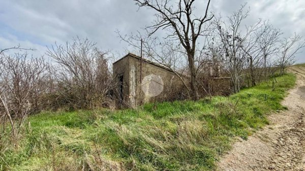 appartamento in vendita a Montecalvo in Foglia in zona Borgo Massano