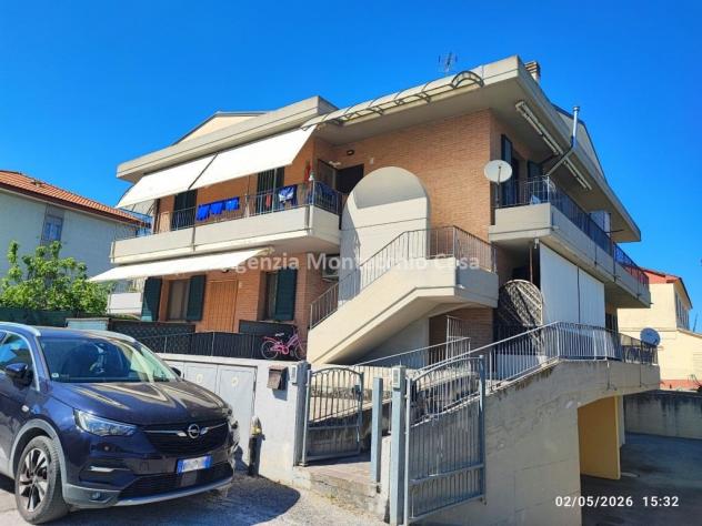 appartamento in vendita a Montecalvo in Foglia in zona Borgo Massano
