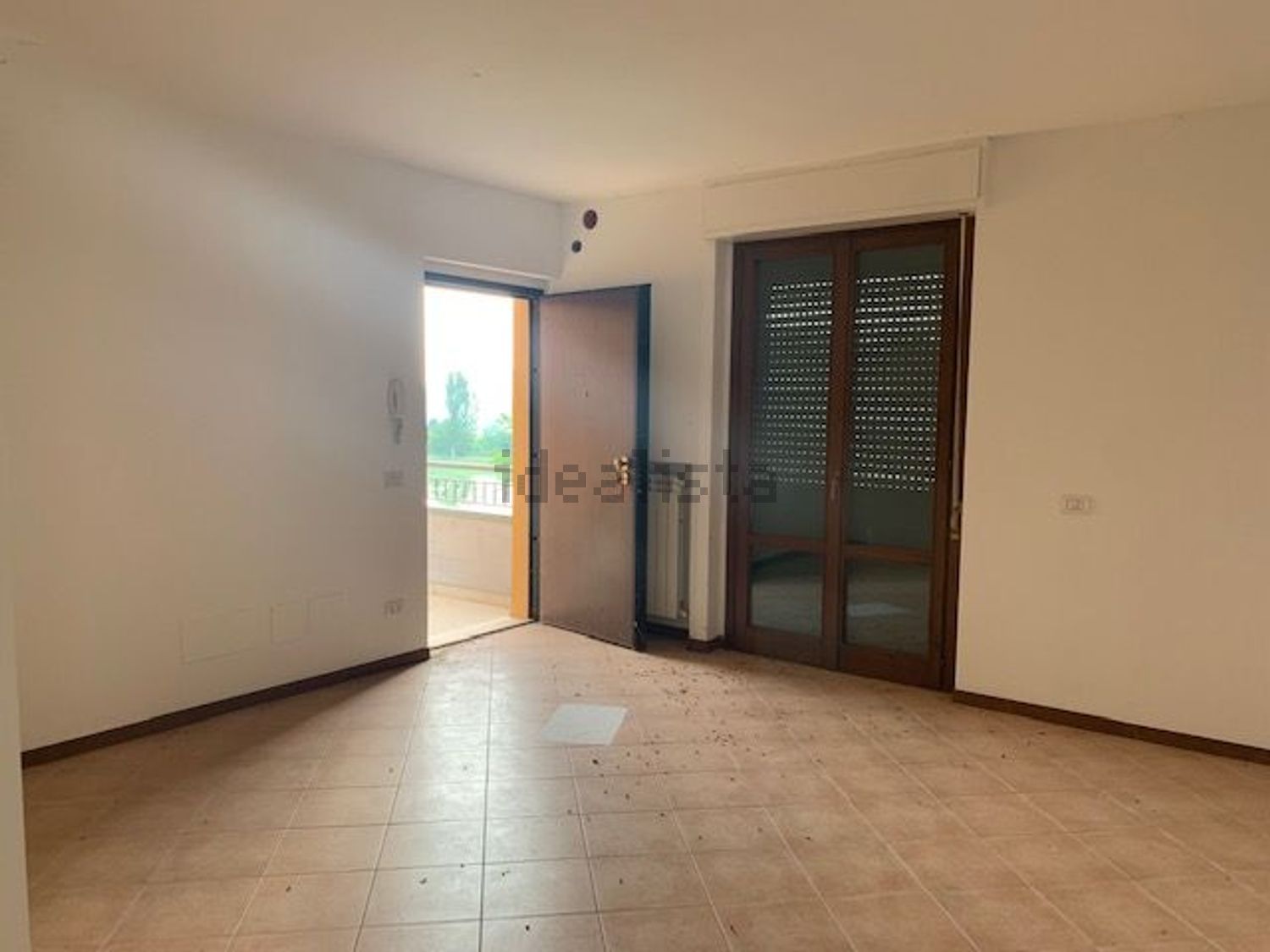 ufficio in vendita a Montecalvo in Foglia