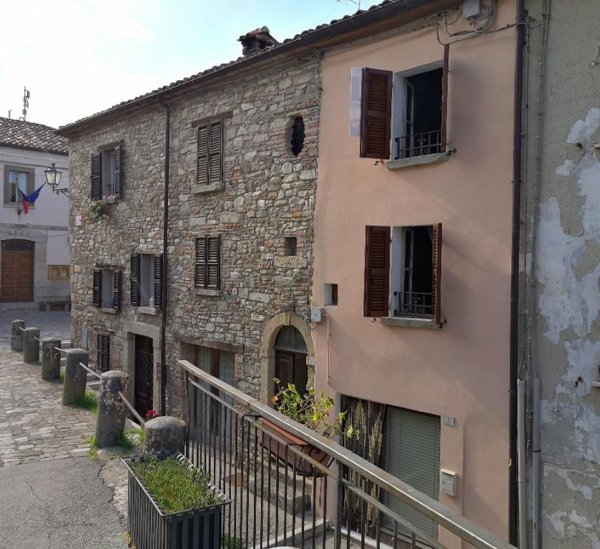 casa indipendente in vendita a Monte Cerignone