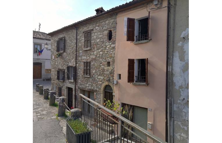 casa indipendente in vendita a Monte Cerignone