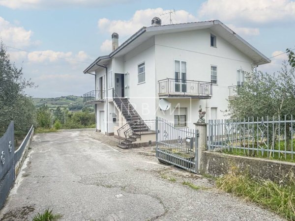 casa indipendente in vendita a Monte Cerignone