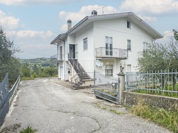 casa indipendente in vendita a Monte Cerignone
