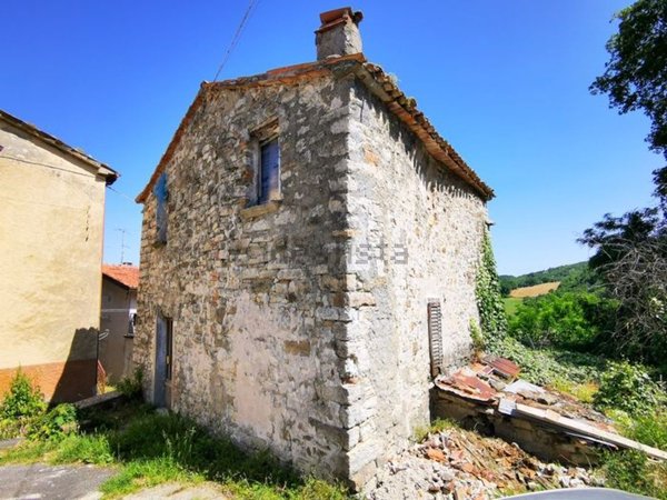 casa indipendente in vendita a Monte Cerignone