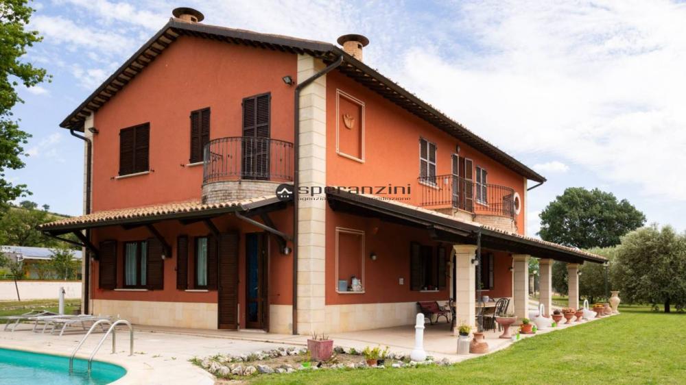 casa indipendente in vendita a Montefelcino in zona Sterpeti
