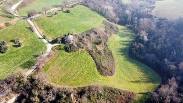 terreno agricolo in vendita a Montefelcino in zona Fontecorniale
