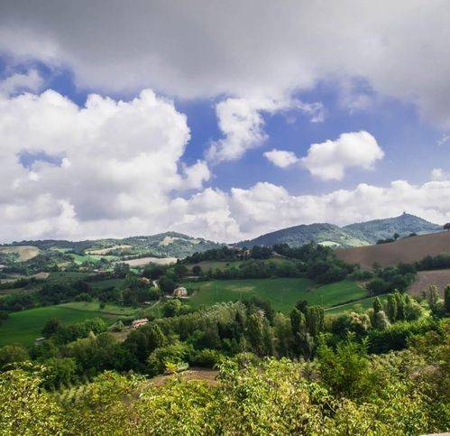 casa indipendente in vendita a Montefelcino in zona Monteguiduccio