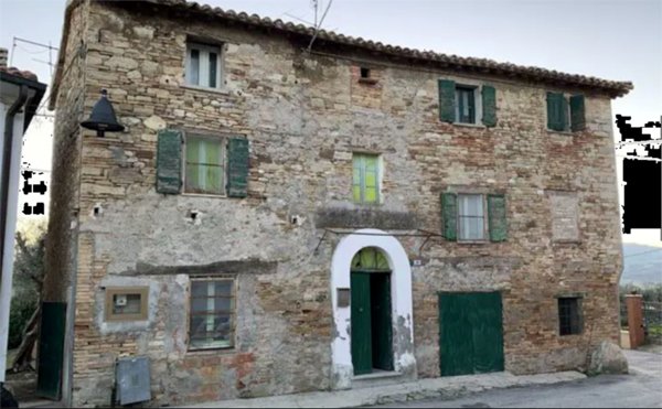 casa indipendente in vendita a Montefelcino
