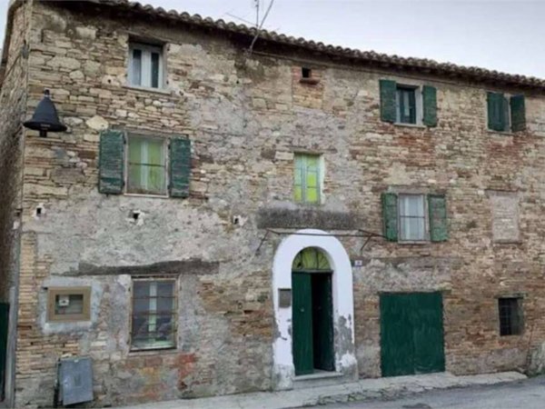 casa indipendente in vendita a Montefelcino