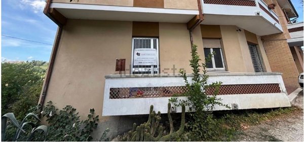 locale commerciale in vendita a Montefelcino