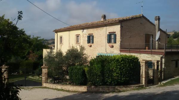 casa indipendente in vendita a Montefelcino