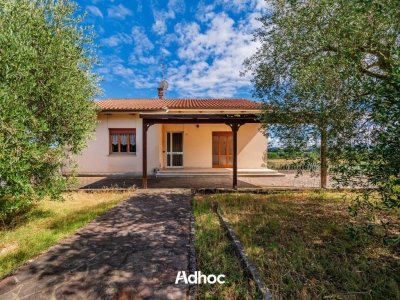 casa indipendente in vendita a Montefelcino in zona Sterpeti
