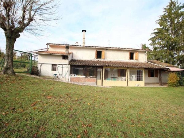 appartamento in vendita a Montefelcino in zona Monteguiduccio