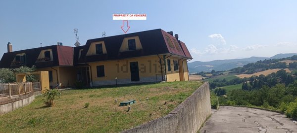 casa indipendente in vendita a Montefelcino in zona Monteguiduccio